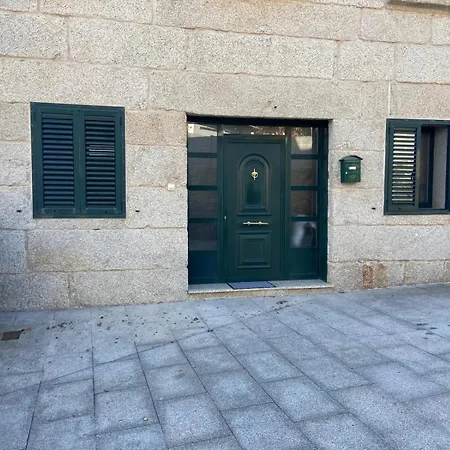 Preciosa Casa En Bembrive * ויגו