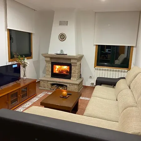 Preciosa Casa En Bembrive ויגו